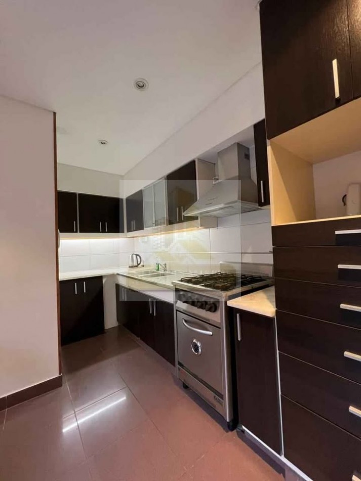 CASA 5 AMBIENTES DE CATEGORIA EN ALQUILER -BELGRANO