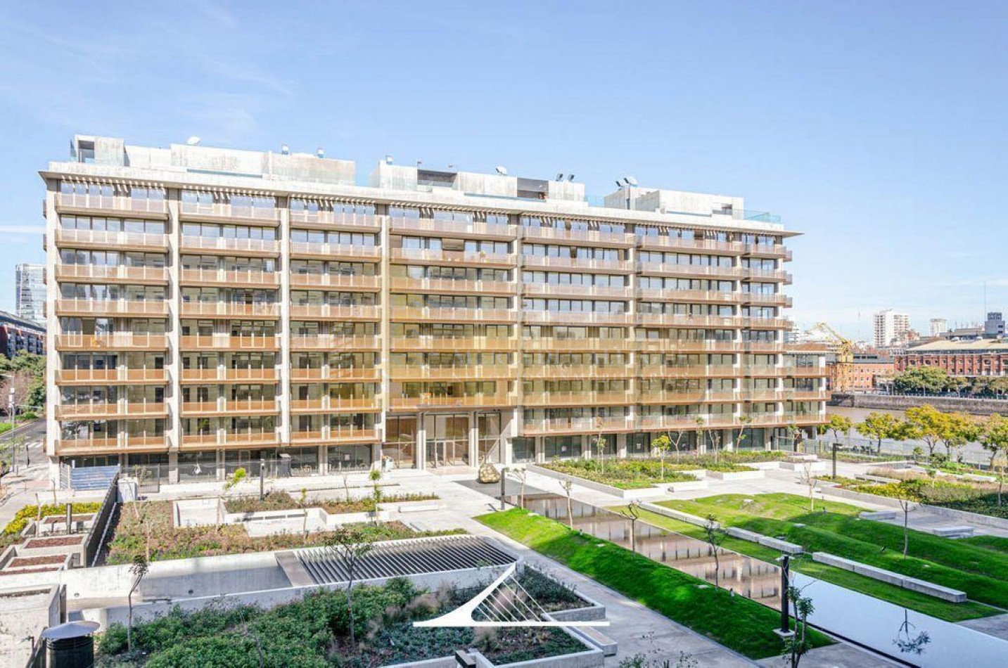 Venta 2 ambientes Edificio OCEANA Pto. MADERO
