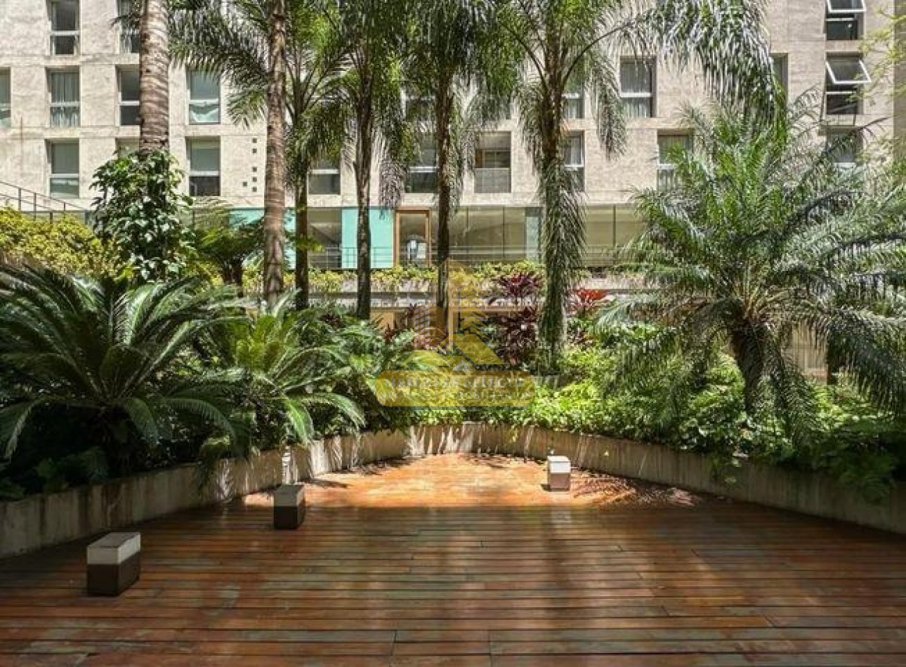 Venta con Renta - Exclusivo Triplex 3 ambientes en Edificio Forum Puerto Madero, frente al rio.