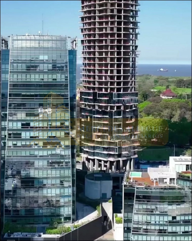 PENTHOUSE HARBOUR TOWER - UNIDAD 2408 (PISO 24)