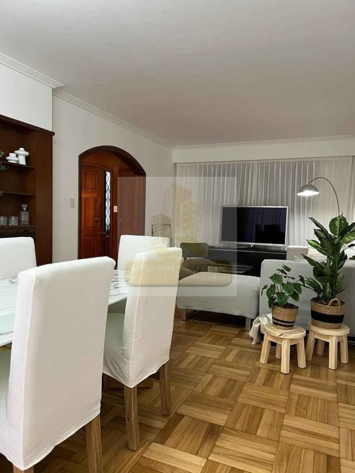 CASA 5 AMBIENTES DE CATEGORIA EN ALQUILER -BELGRANO