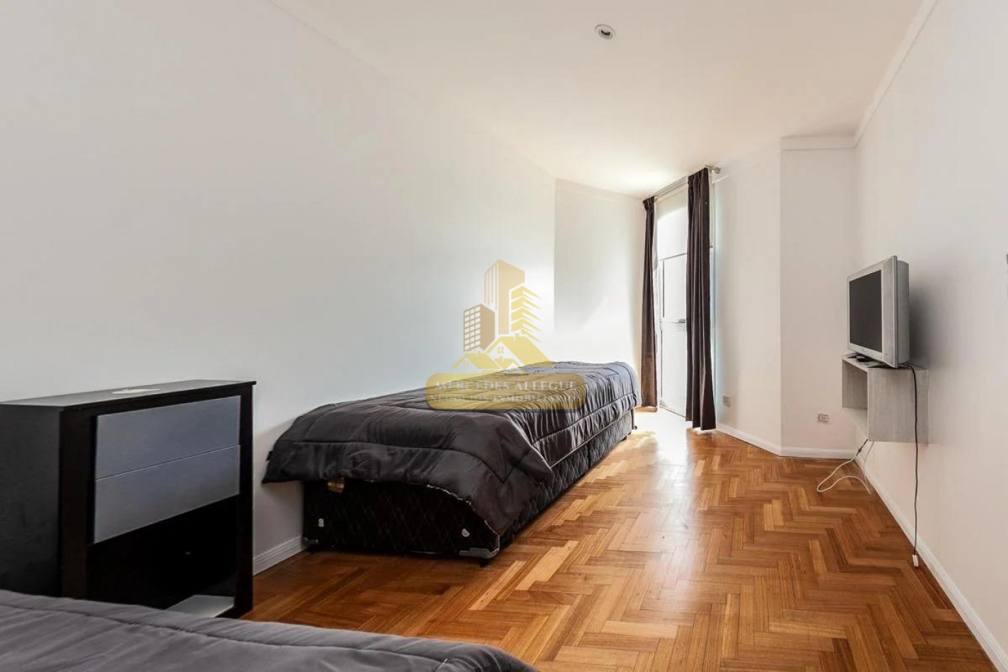 Venta con Renta - Exclusivo Triplex 3 ambientes en Edificio Forum Puerto Madero, frente al rio.