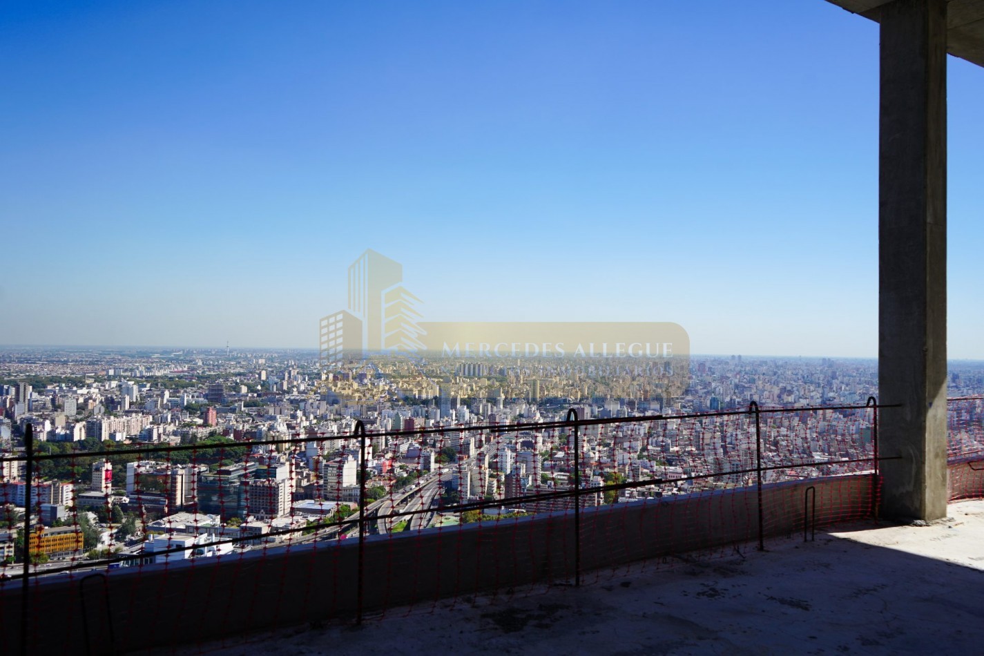 PENTHOUSE HARBOUR TOWER - UNIDAD 2408 (PISO 24)