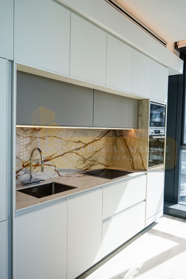 PENTHOUSE HARBOUR TOWER - UNIDAD 2408 (PISO 24)