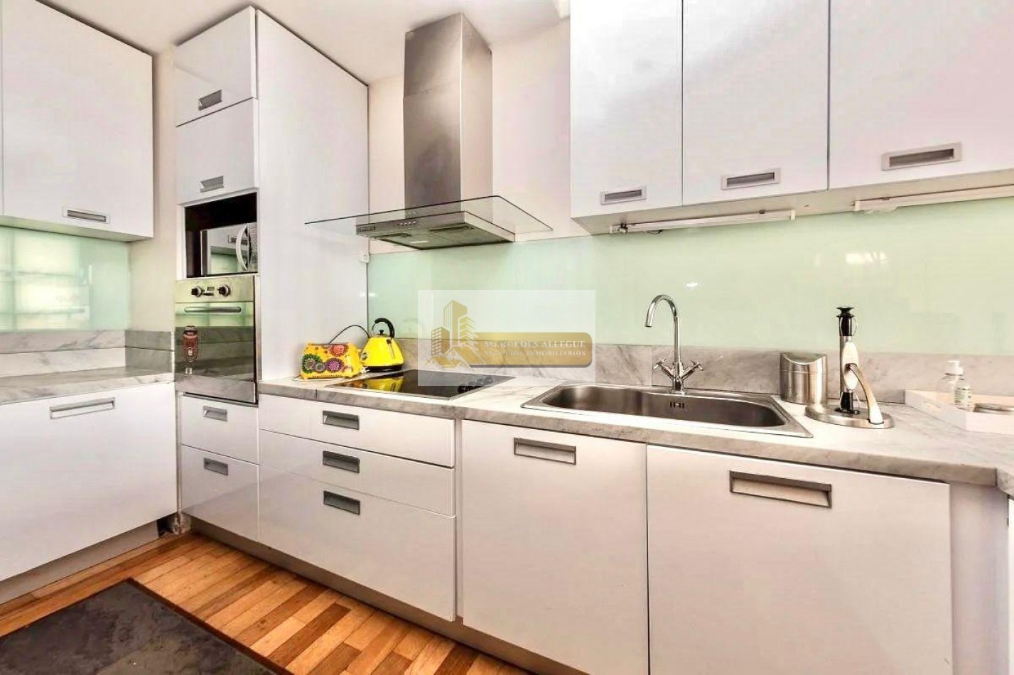Venta con Renta - Exclusivo Triplex 3 ambientes en Edificio Forum Puerto Madero, frente al rio.