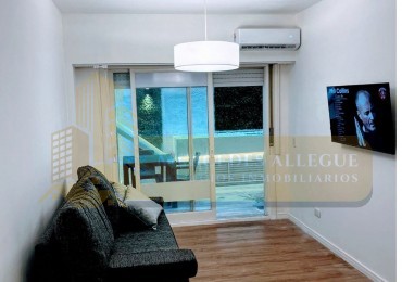 Alquiler 2 ambientes con patio. Barrio Retiro